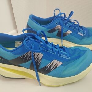 New Balance Rebel v4 Mens Size 13 Blue and Yellow Excellent Condition